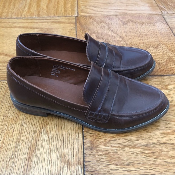 Universal Thread Faux Leather Loafer - Picture 4 of 7